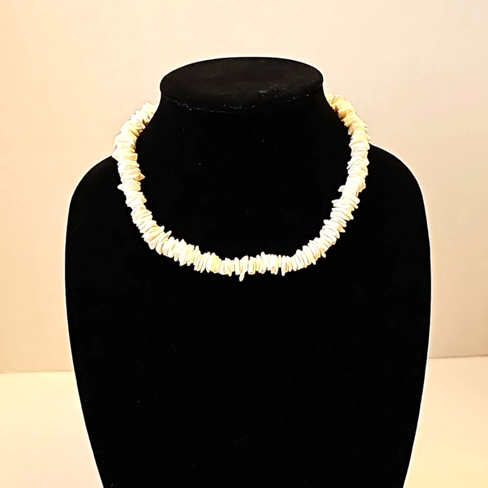 White Puka Shell Hawaiian Surfer Style Choker Necklace NEW